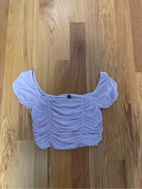 H & M Ruched Short Sleeve Top in Light Lavender